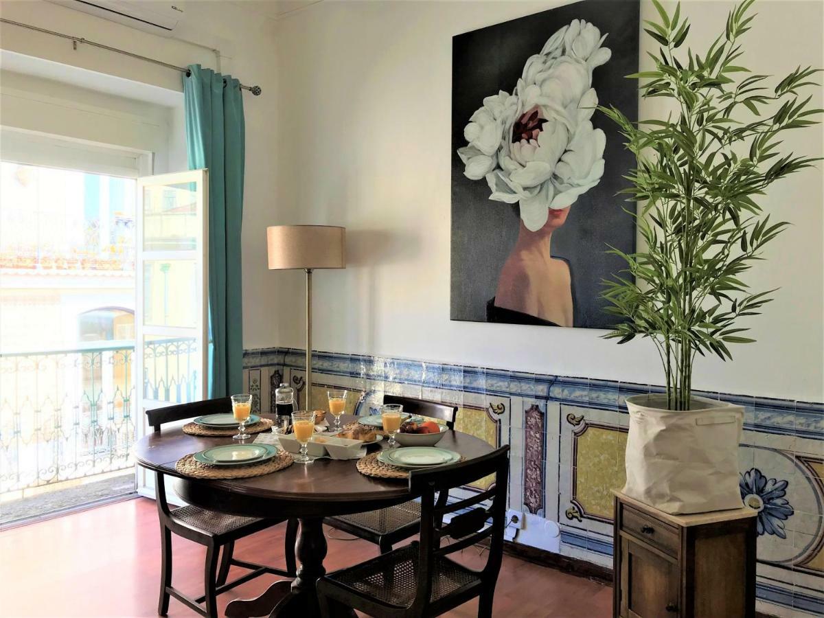 Appartement Charming Chiado 2Bedr W/Balcony And View à Lisboa Extérieur photo