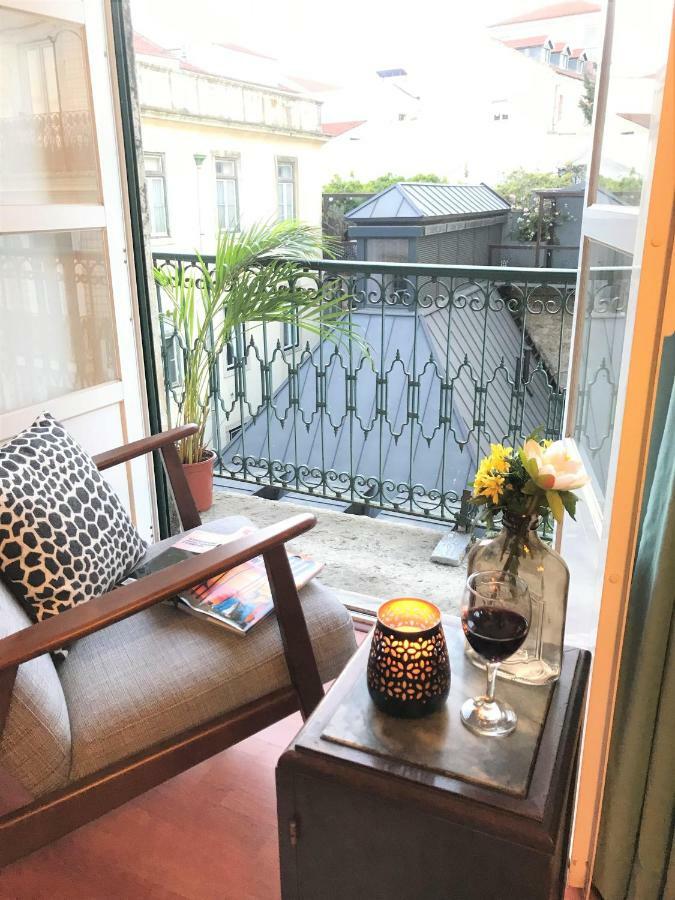 Appartement Charming Chiado 2Bedr W/Balcony And View à Lisboa Extérieur photo