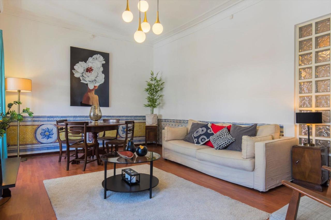 Appartement Charming Chiado 2Bedr W/Balcony And View à Lisboa Extérieur photo