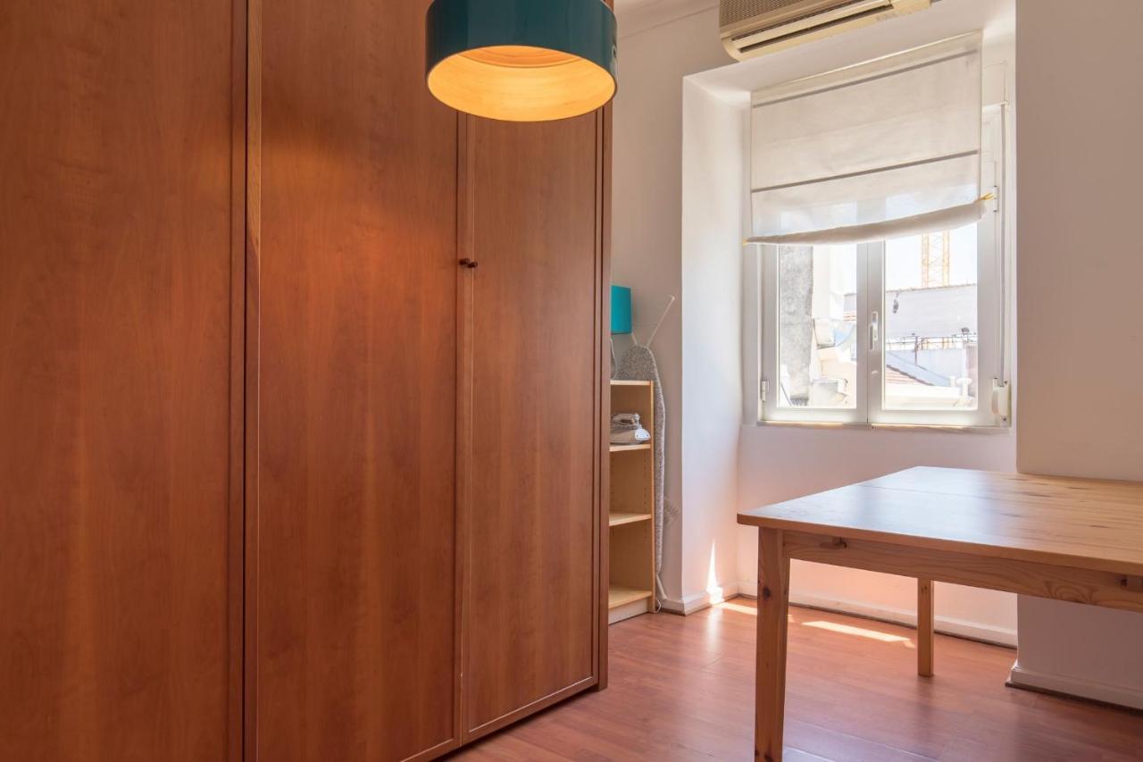 Appartement Charming Chiado 2Bedr W/Balcony And View à Lisboa Extérieur photo